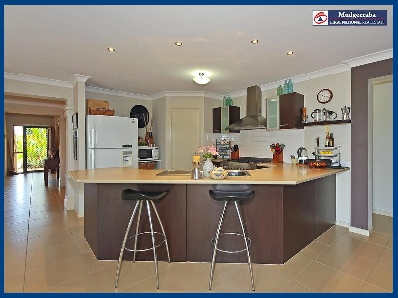 71 Clover Hill Drive, Mudgeeraba QLD 4213