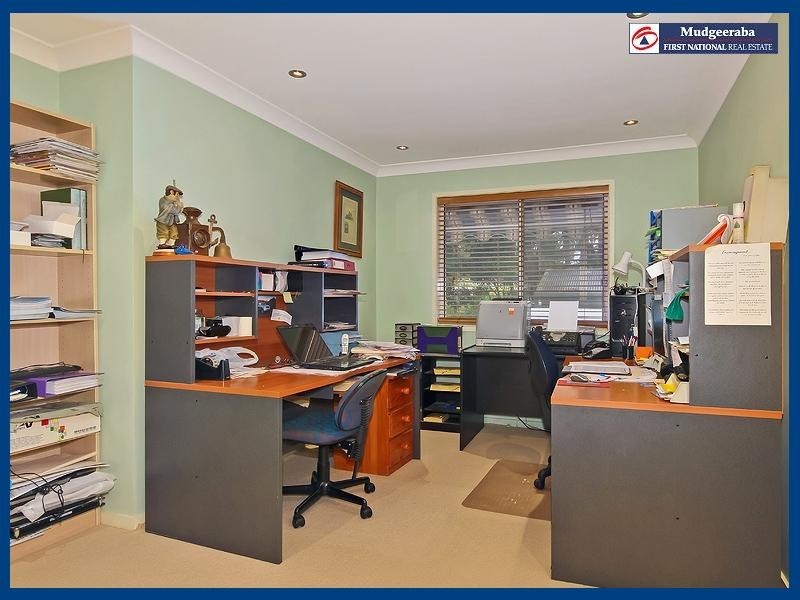 5 Underhill Place, Tallai QLD 4213