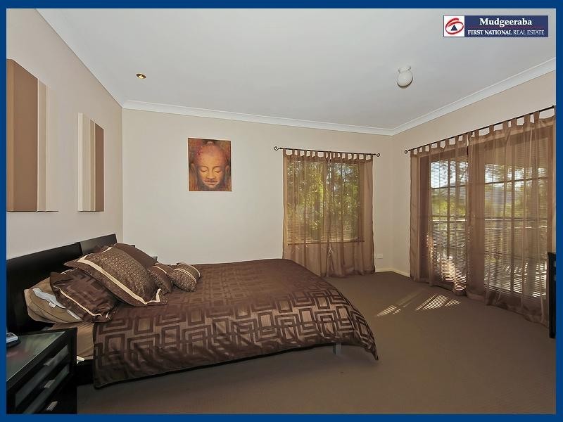 18 Carol Anne Court, Bonogin QLD 4213