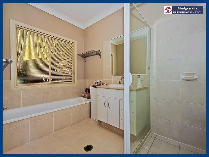 18 Carol Anne Court, Bonogin QLD 4213