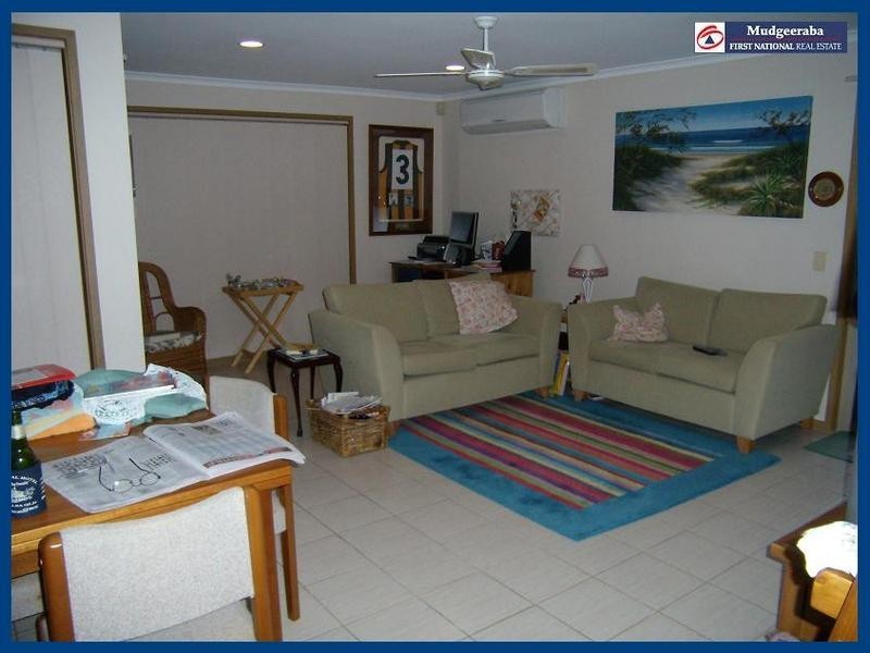 6 Huntingdale Cres, Robina QLD 4226