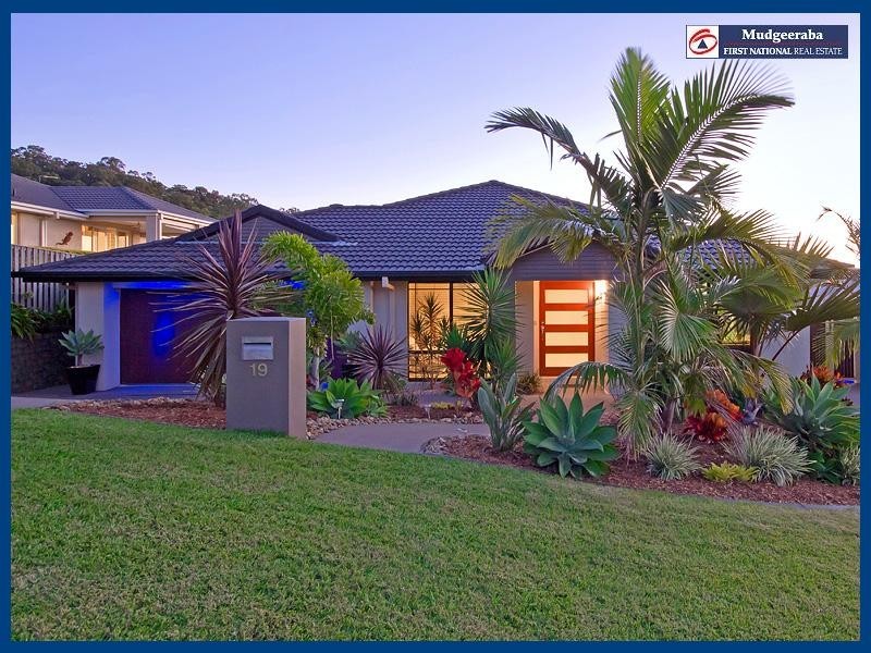 19 Hewson Court, Mudgeeraba QLD 4213