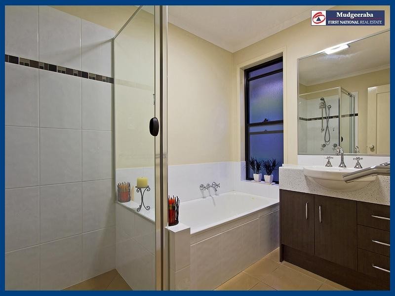 19 Hewson Court, Mudgeeraba QLD 4213