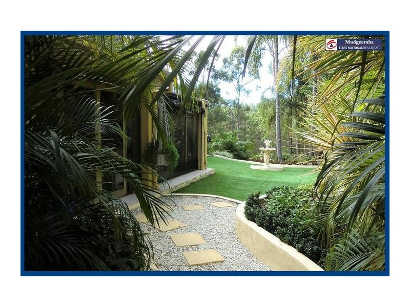 10 Raffles Court, Mudgeeraba QLD 4213