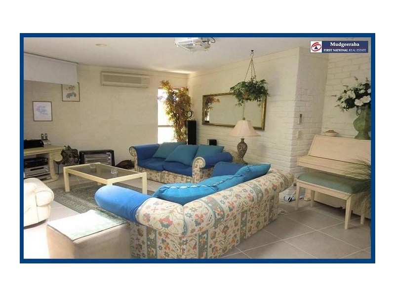 10 Raffles Court, Mudgeeraba QLD 4213