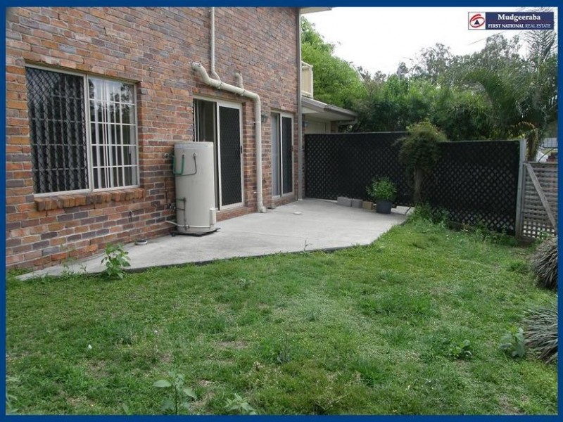 2/9 Railway Street, Mudgeeraba QLD 4213