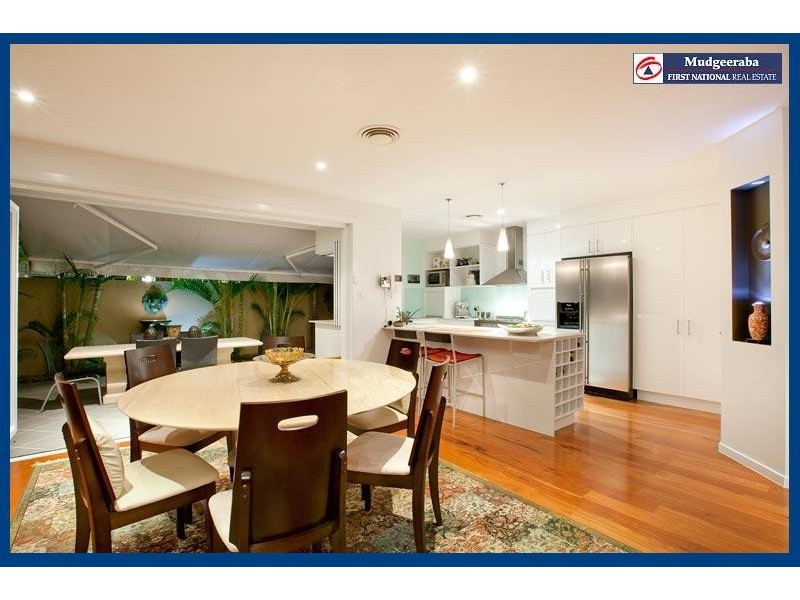 1/17 Sunset Boulevard, Surfers Paradise QLD 4217
