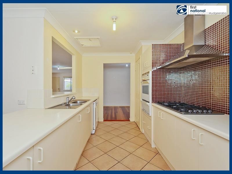 11 Soma Court, Mudgeeraba QLD 4213
