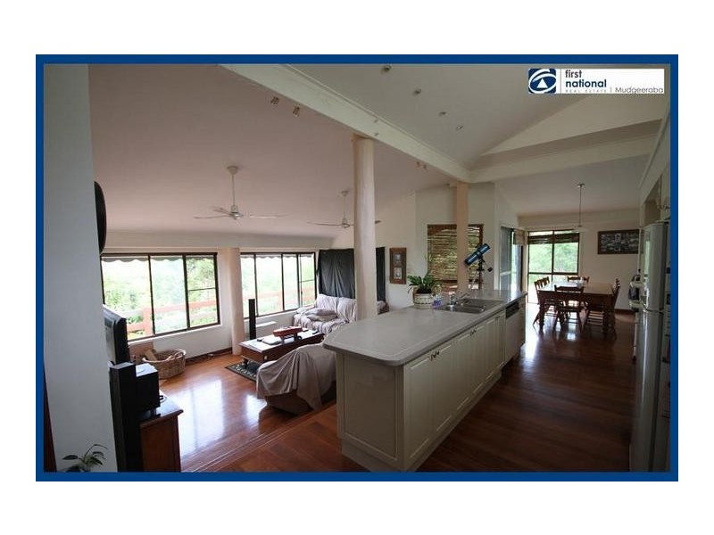 15 Duke Court, Tallai QLD 4213