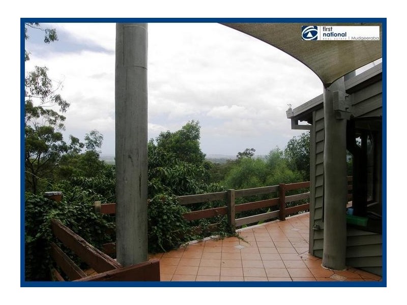 15 Duke Court, Tallai QLD 4213