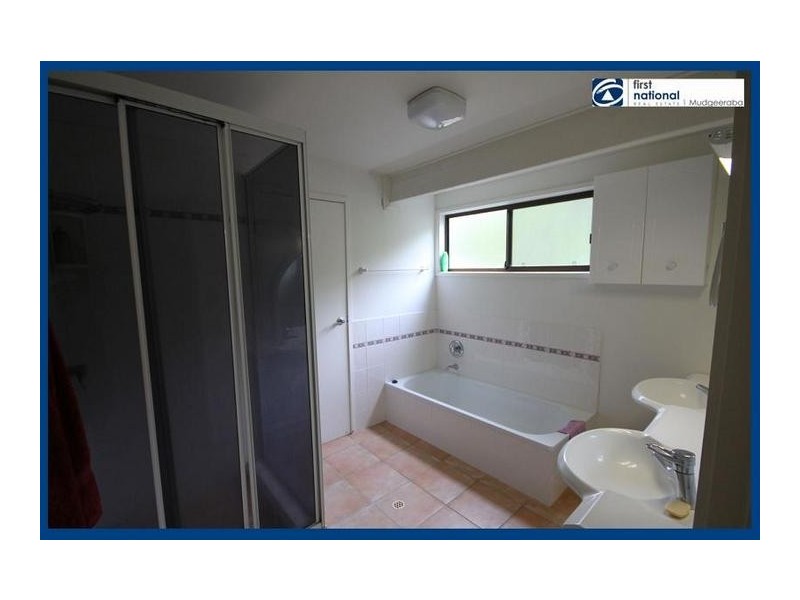 15 Duke Court, Tallai QLD 4213