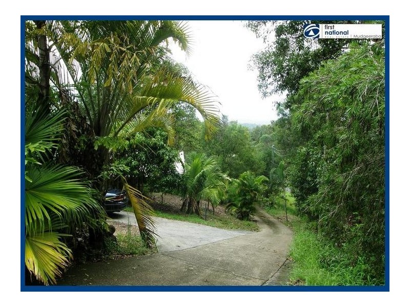 15 Duke Court, Tallai QLD 4213