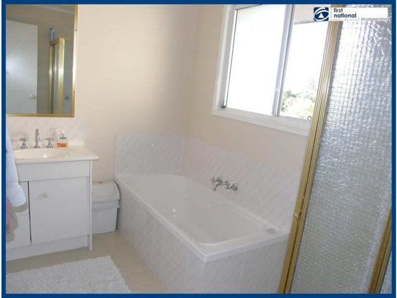 9/8 Gooding Drive, Merrimac QLD 4226