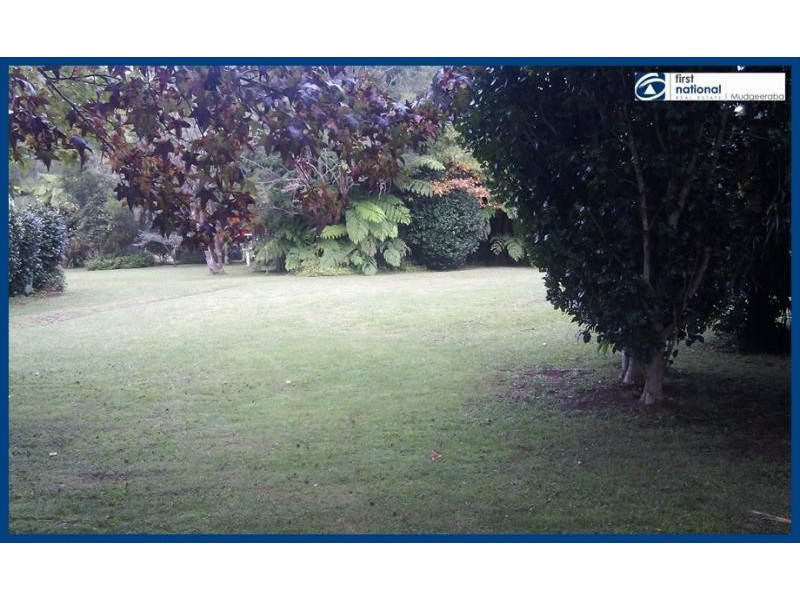 8 Lloyds Road, Springbrook QLD 4213