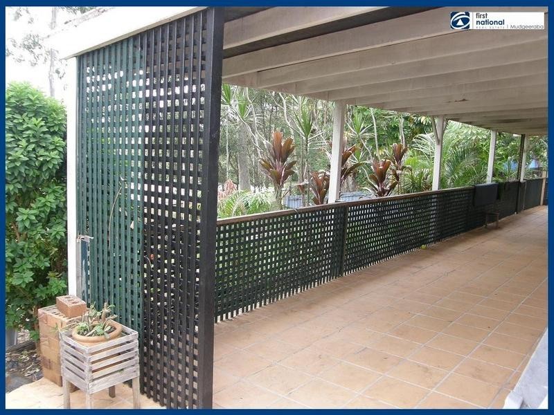 12 Rainbow Drive, Mudgeeraba QLD 4213