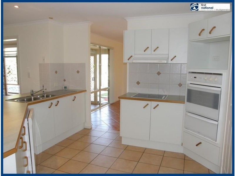 16 Sugarglider Lane, Mudgeeraba QLD 4213