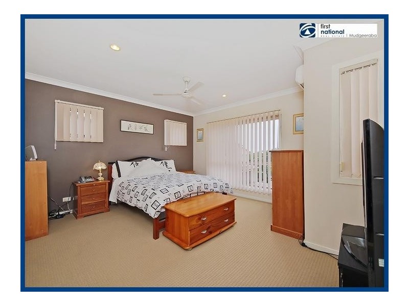 3/23 Robert Street,, Mudgeeraba QLD 4213