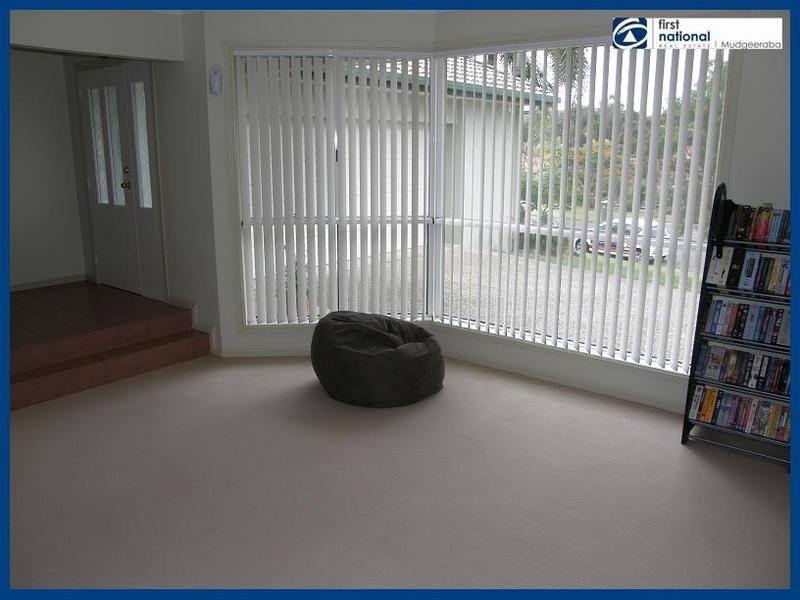 7 Elsemore Court, Carrara QLD 4211