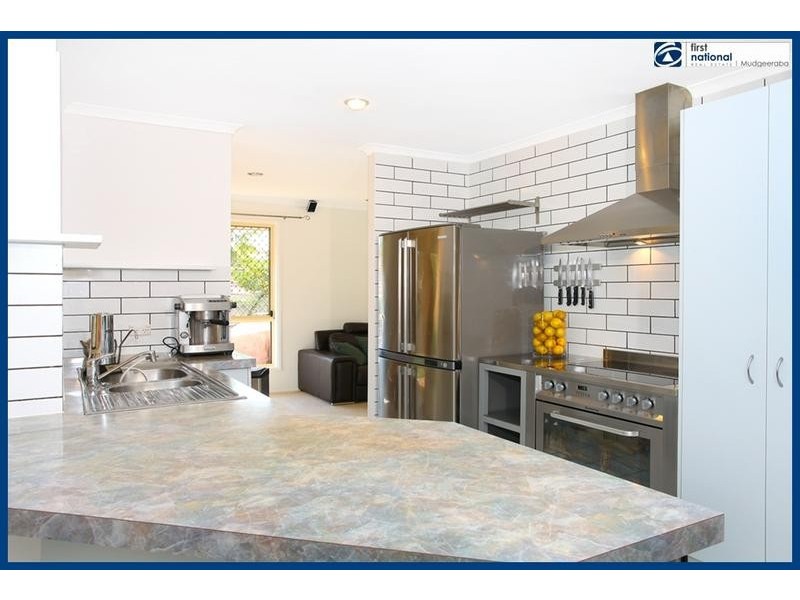 3 Sarath Street, Mudgeeraba QLD 4213