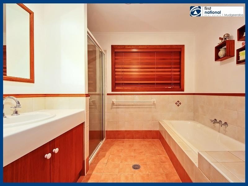 35 Daintree Court, Austinville QLD 4213