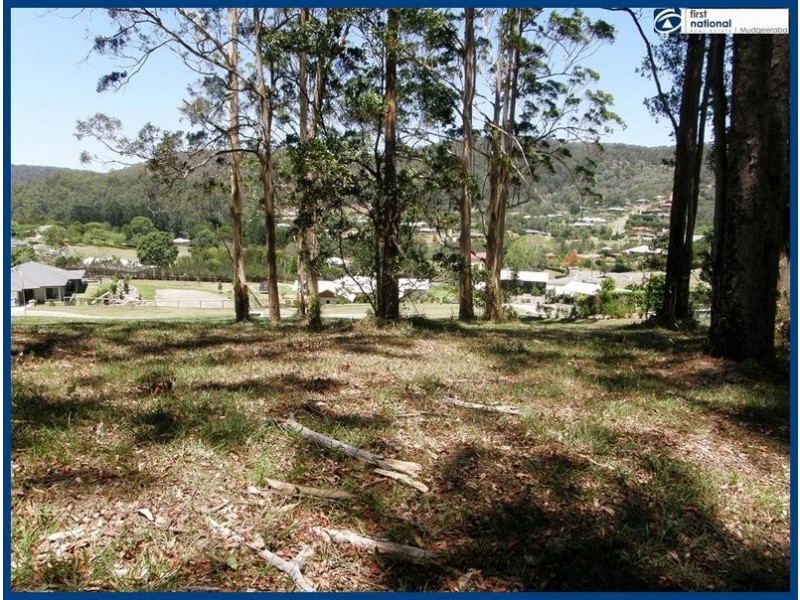 5 Friarbird Crescent, Bonogin QLD 4213