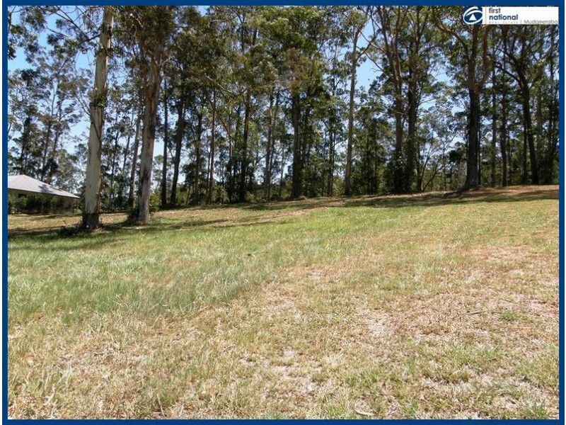 5 Friarbird Crescent, Bonogin QLD 4213