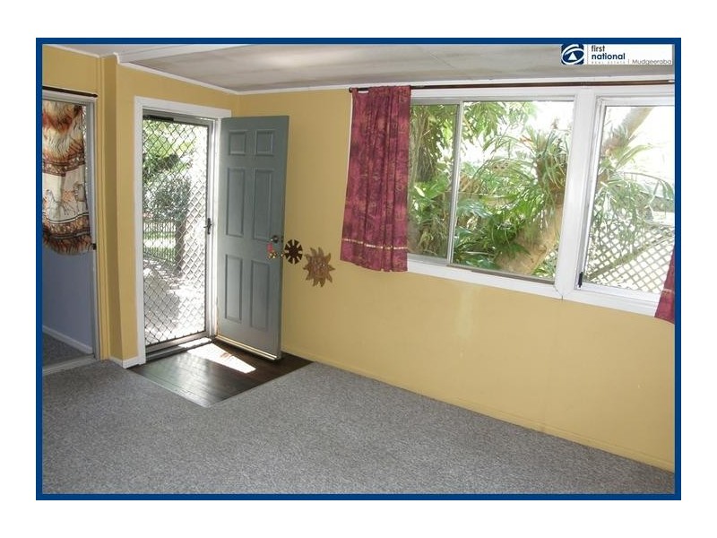 60 Falconer Street, Southport QLD 4215