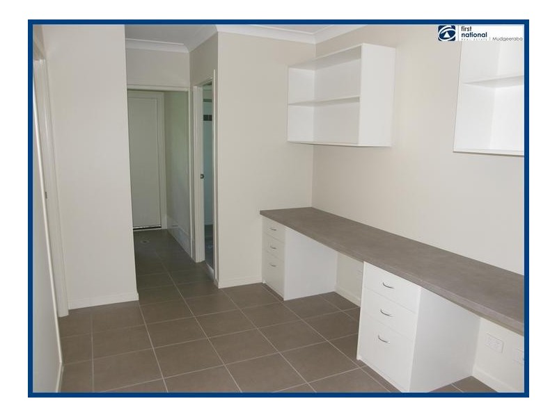 2/8 Onyx Court, Carrara QLD 4211