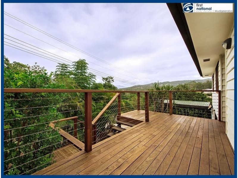 8 Equinox Court, Mudgeeraba QLD 4213