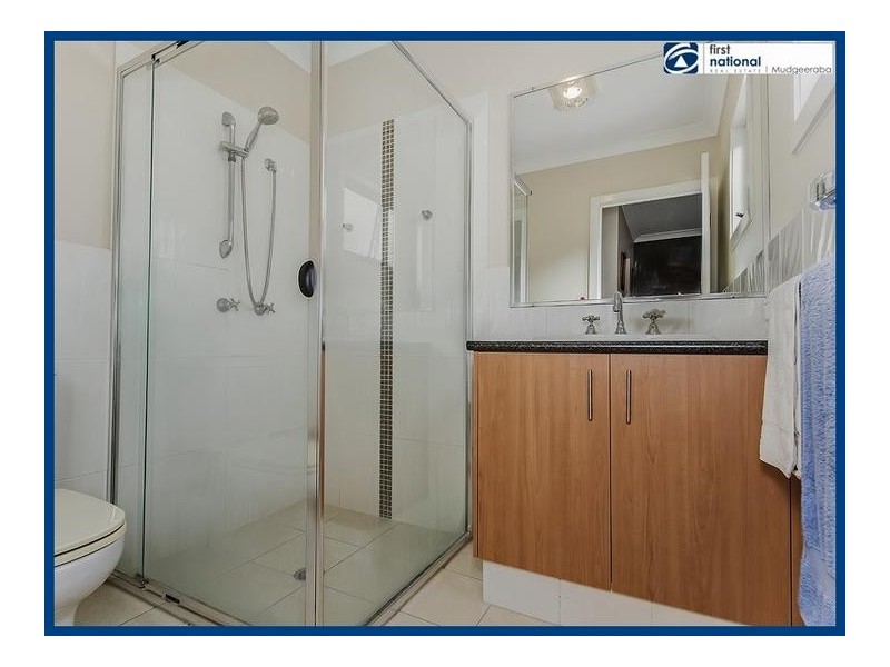 2/23 Robert Street, Mudgeeraba QLD 4213