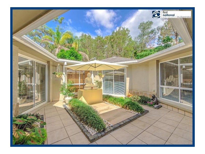 33 Strawberry Road, Mudgeeraba QLD 4213