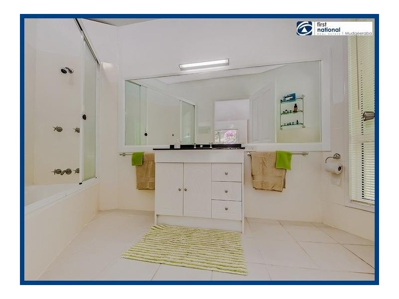 33 Strawberry Road, Mudgeeraba QLD 4213