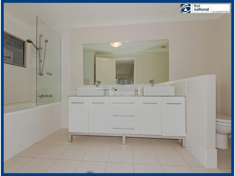 61 Lyrebird Ridge Road, Springbrook QLD 4213