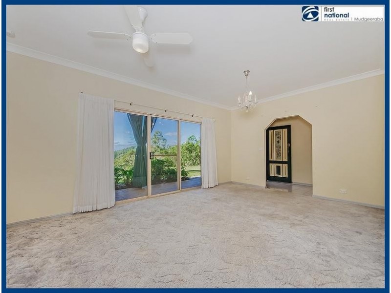 54 Shuttlewood Court, Bonogin QLD 4213