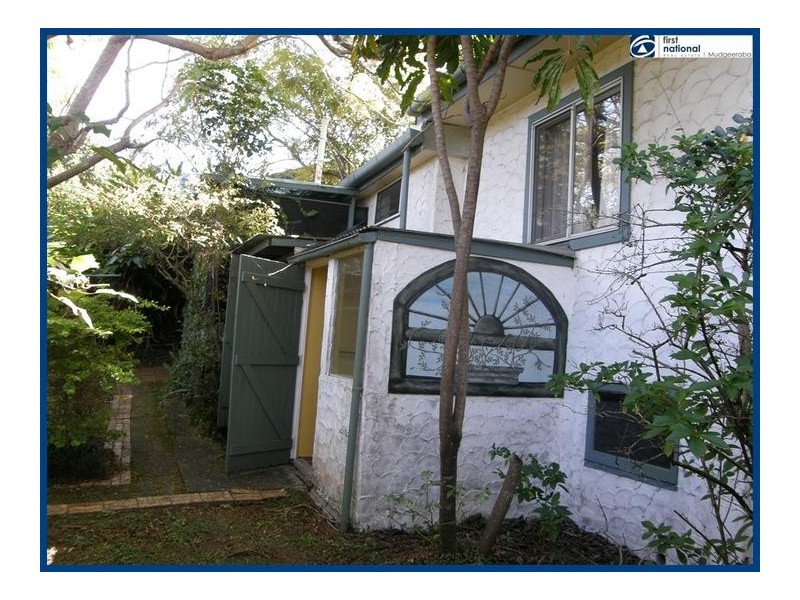 60 Falconer Street, Southport QLD 4215