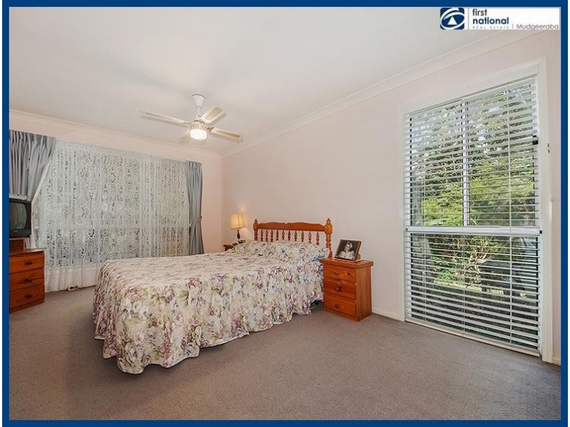 64 Aylesham Drive, Bonogin QLD 4213