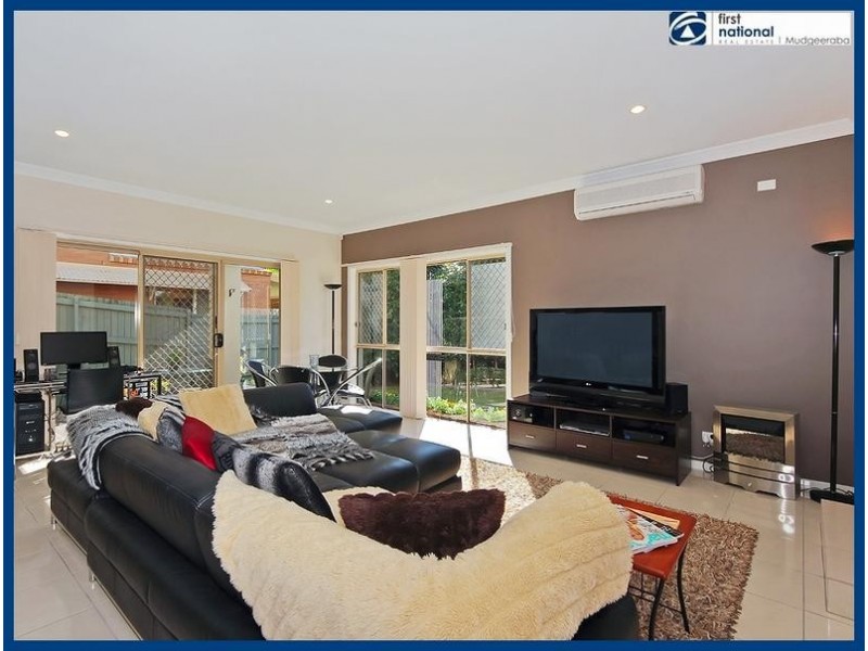 1/21 Robert Street, Mudgeeraba QLD 4213