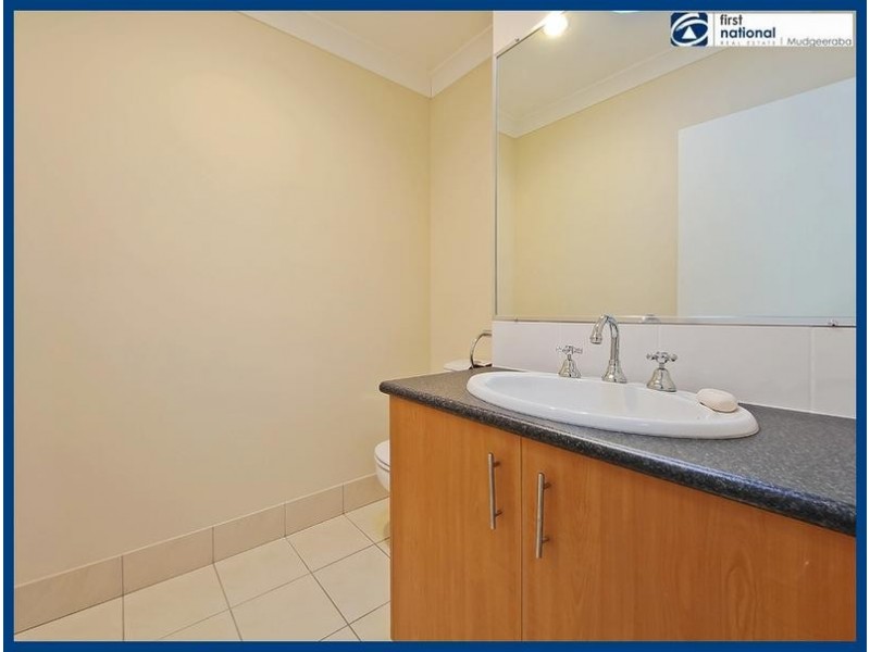 1/21 Robert Street, Mudgeeraba QLD 4213