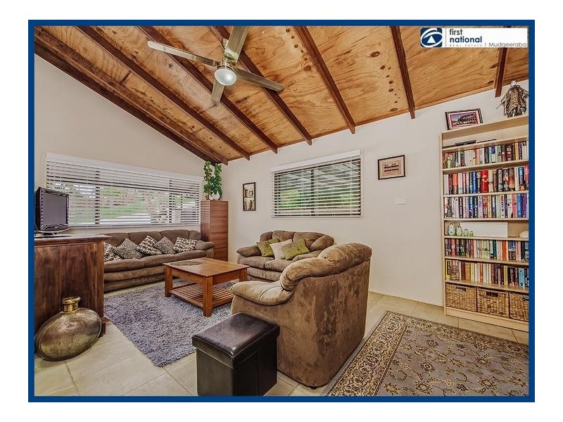 52 Bonogin Road, Mudgeeraba QLD 4213