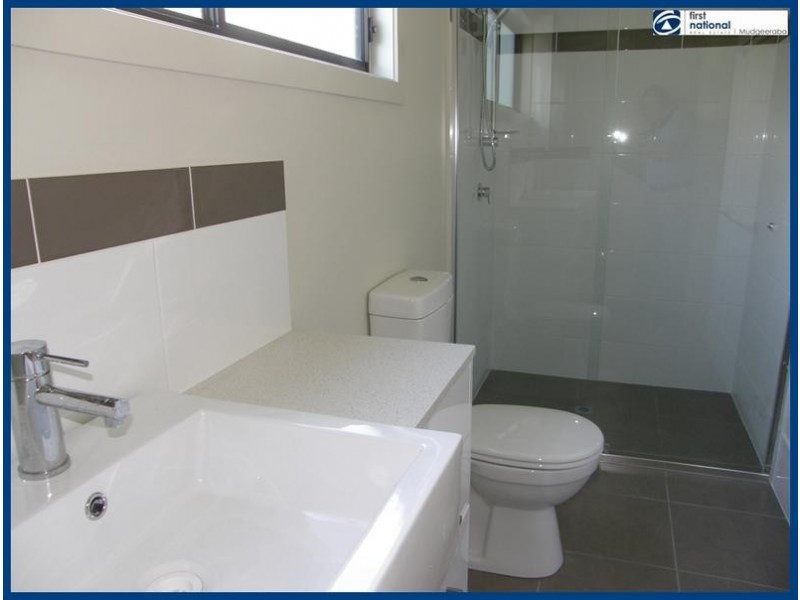 2/8 Onyx Court, Carrara QLD 4211