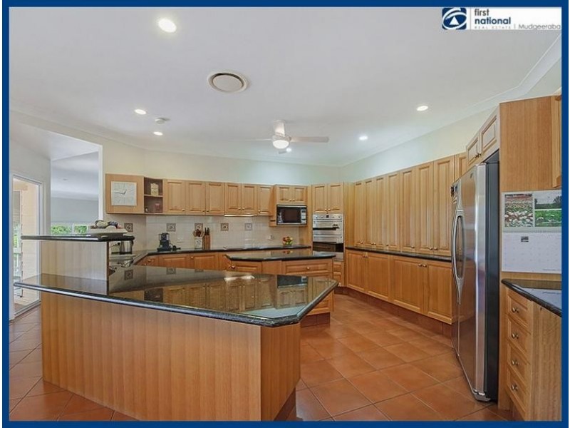 49 Garlinge Court, Bonogin QLD 4213