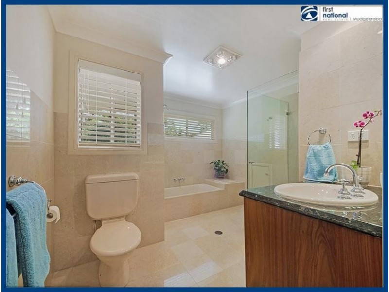 49 Garlinge Court, Bonogin QLD 4213