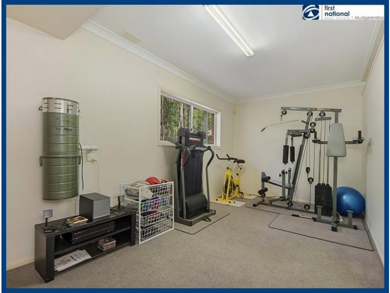 49 Garlinge Court, Bonogin QLD 4213