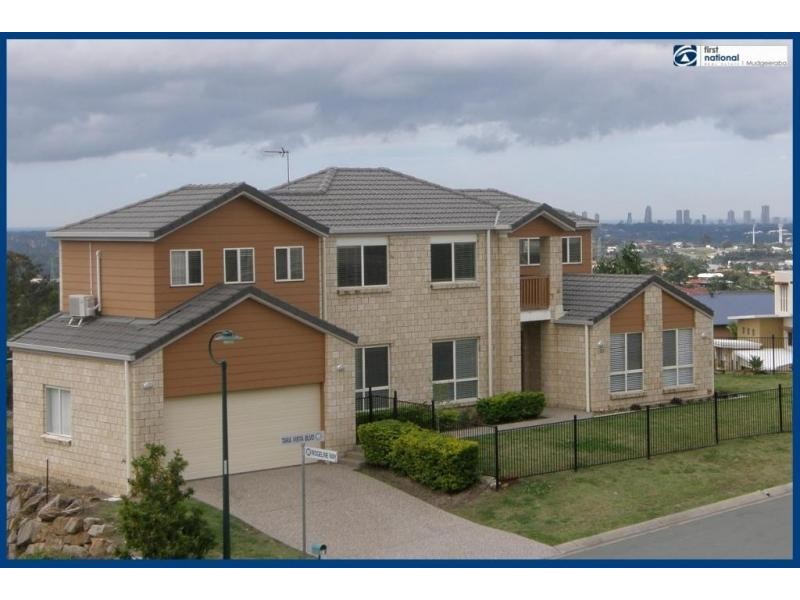 33 Tara Vista Boulevard, Highland Park QLD 4211