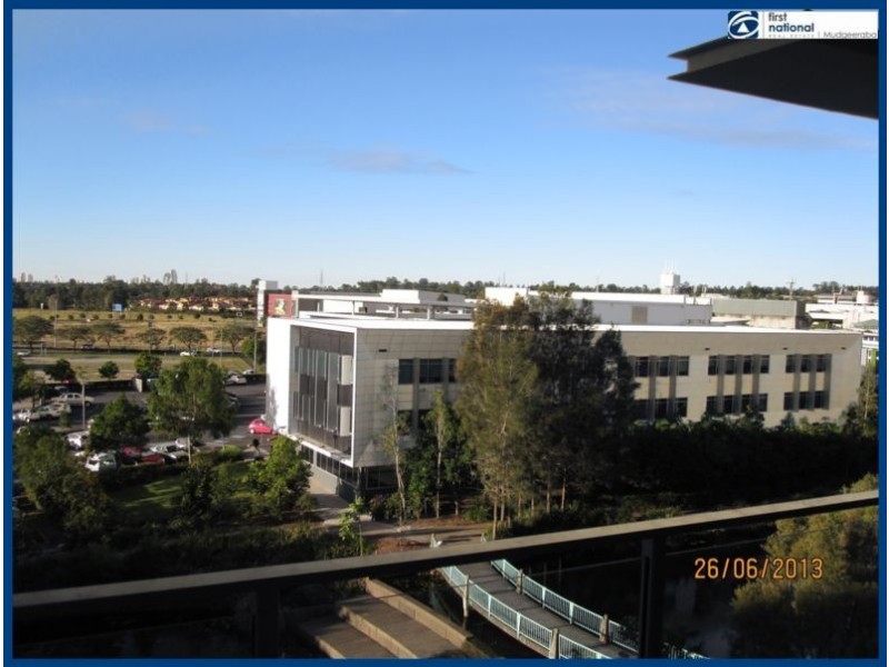 220/2 Riverwalk Avenue, Robina QLD 4226