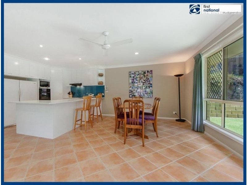 33 Armstrong Way, Highland Park QLD 4211