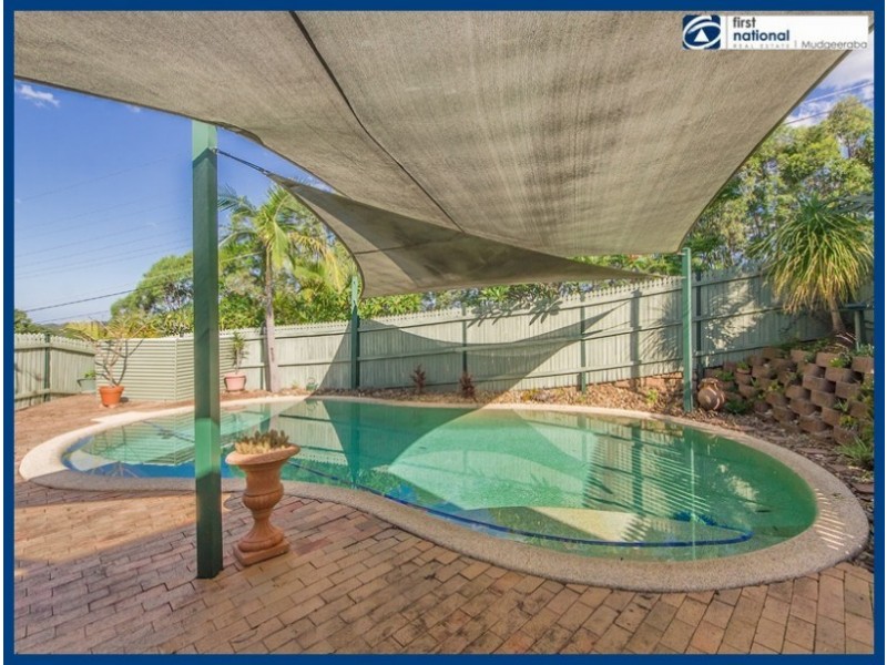 33 Glenrowan Drive, Tallai QLD 4213