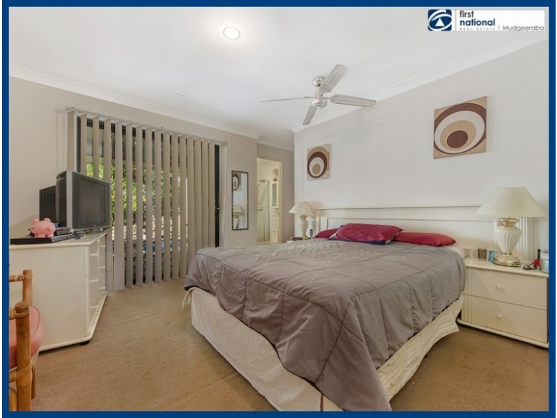 50 Merrilaine Crescent, Merrimac QLD 4226