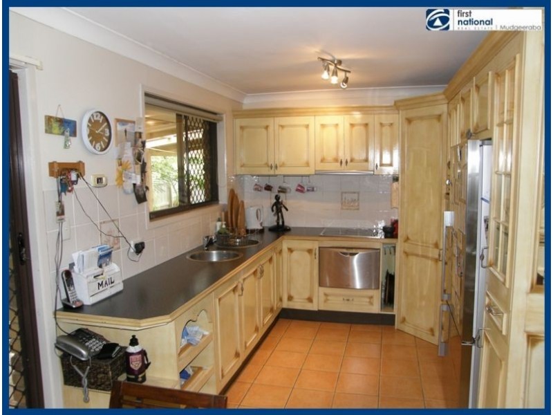 6 Planet Place, Mudgeeraba QLD 4213