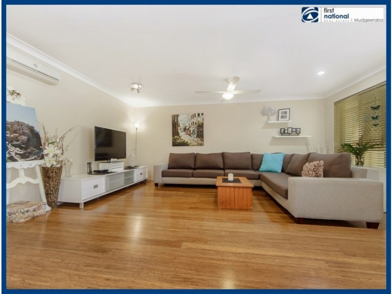 60 Highfield Drive, Merrimac QLD 4226